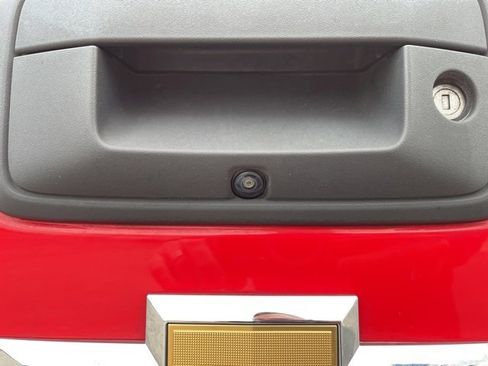 Used 2018 Chevrolet Silverado 1500 LT w/ All Star Edition image 25