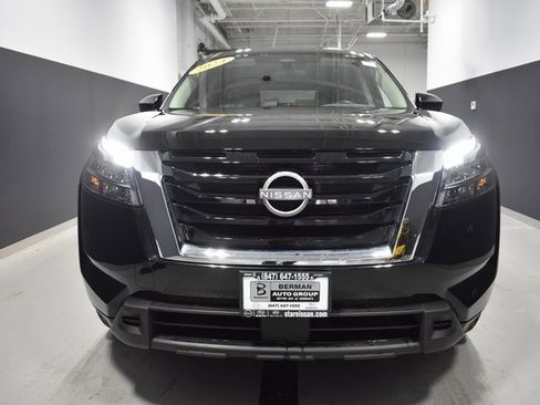 Certified 2024 Nissan Pathfinder S image 6