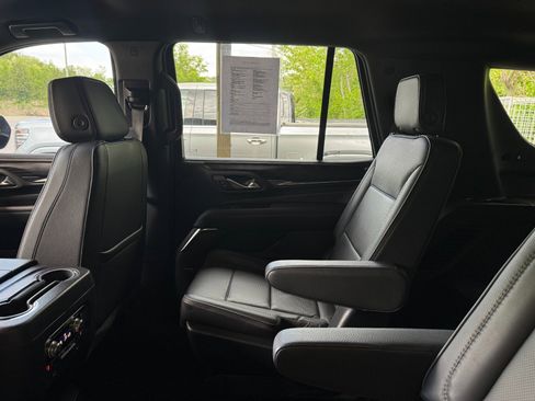 Used 2022 GMC Yukon Denali w/ Max Trailering Package AWD/4WD image 59
