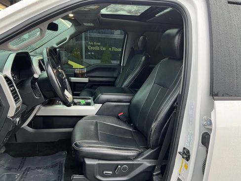 Used 2018 Ford F150 Lariat w/ Equipment Group 502A Luxury image 19