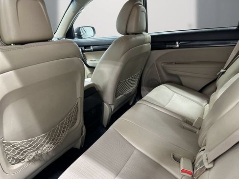Used 2012 Kia Sorento EX FWD image 15