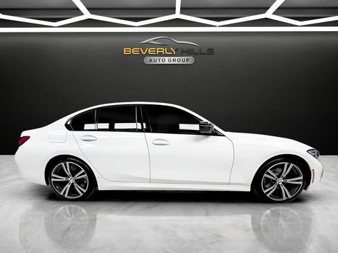 Used 2021 BMW 330i xDrive Sedan w/ M Sport Package AWD/4WD image 6
