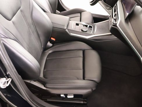 Used 2023 BMW 330i Sedan w/ Premium Package image 14