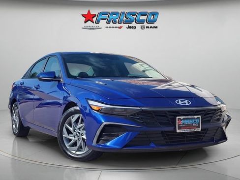 Used 2024 Hyundai Elantra SEL FWD image 1