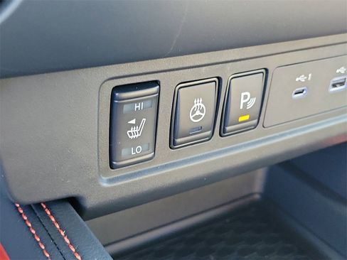 New 2025 Nissan Frontier PRO-4X w/ Pro Premium Package image 10