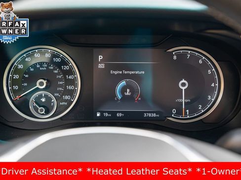 Used 2025 Genesis G70 2.5T image 24