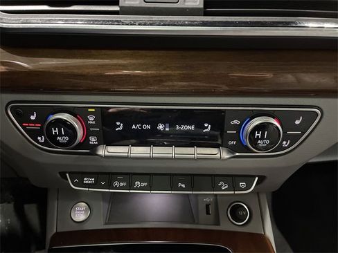 Used 2022 Audi Q5 2.0T Premium Plus image 21