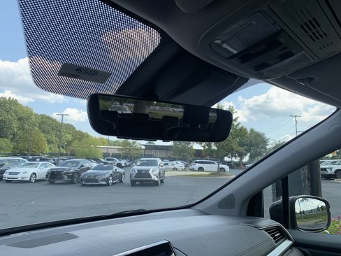 Used 2018 Honda Odyssey EX-L image 27