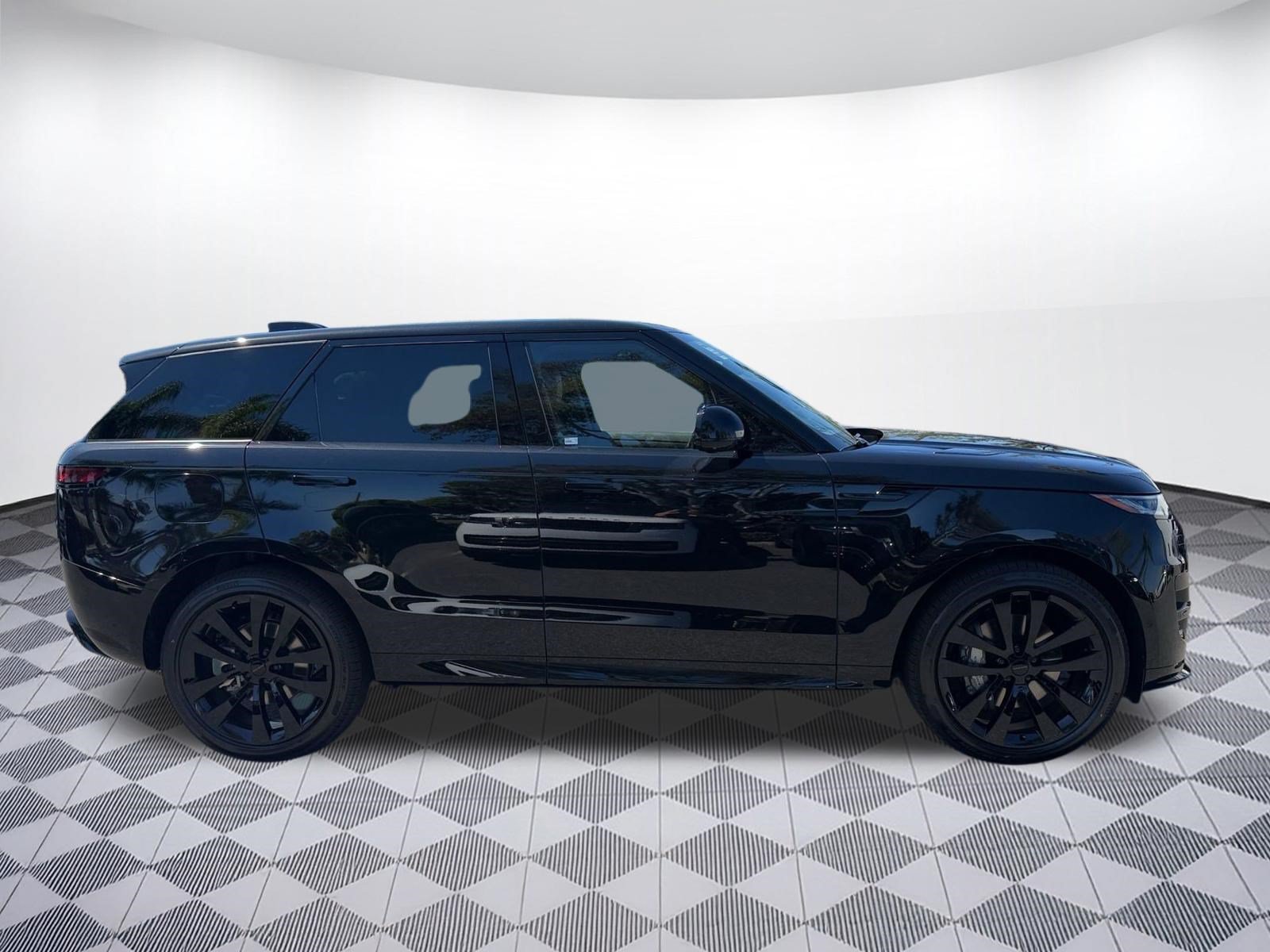 New 2027 Land Rover Range Rover Sport Dynamic SE AWD/4WD image 8