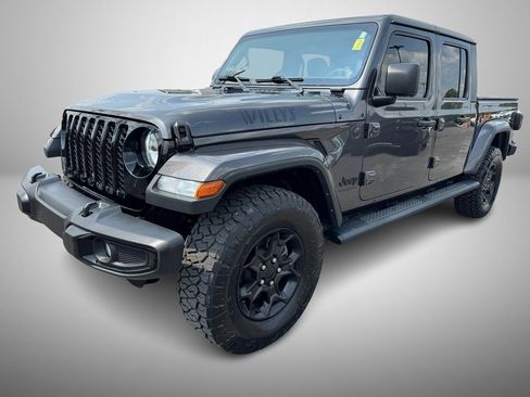 Used 2023 Jeep Gladiator Willys image 2