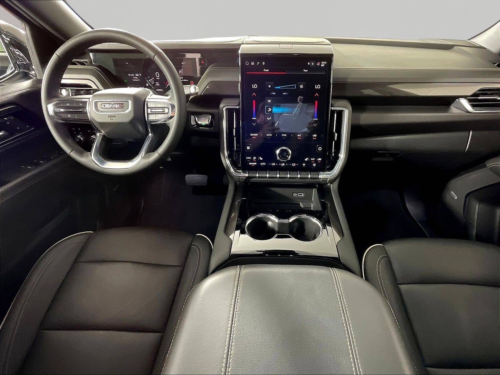 Used 2025 GMC Yukon Elevation AWD/4WD image 7