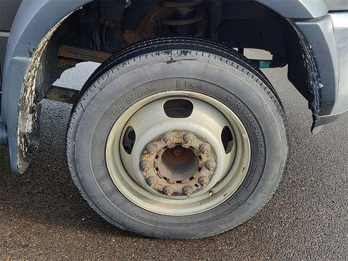 Used 2017 RAM 4500 Tradesman w/ Power & Remote Entry Group image 8