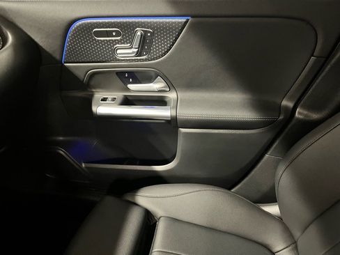 Used 2024 Mercedes-Benz GLA 250 image 16