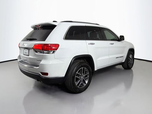 Used 2018 Jeep Grand Cherokee Limited image 6