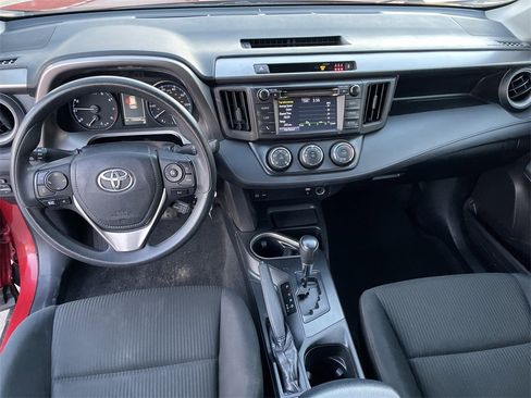 Used 2017 Toyota RAV4 LE image 15