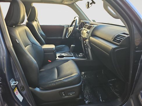 Used 2012 Toyota 4Runner Limited AWD/4WD image 11