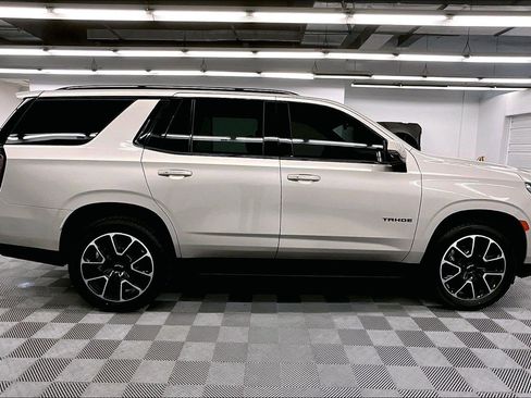 Used 2022 Chevrolet Tahoe RST w/ Luxury Package AWD/4WD image 15