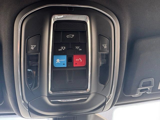 Used 2023 Jeep Grand Cherokee L Laredo AWD/4WD image 20