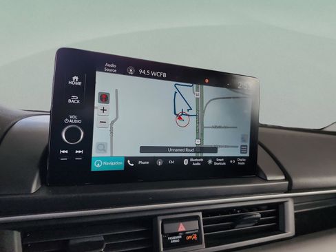 Used 2025 Honda Pilot Touring image 28