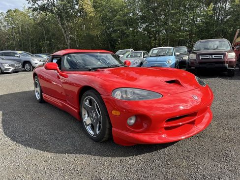 Used 2002 Dodge Viper RT/10 image 3