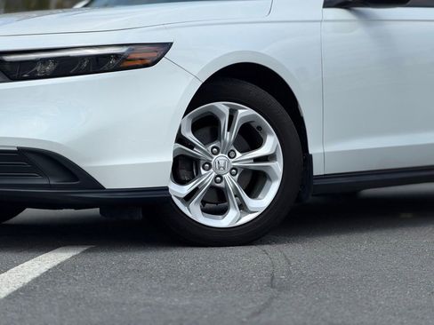 Used 2023 Honda Accord LX image 2