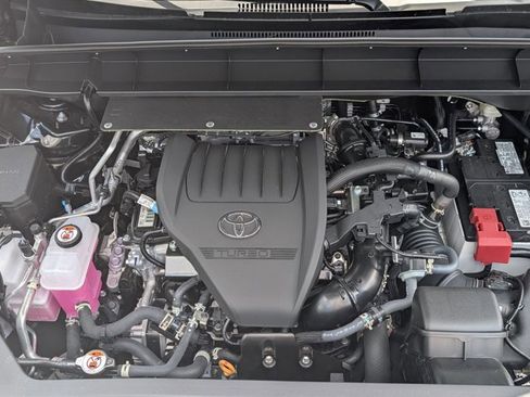 New 2026 Toyota Highlander XLE image 15