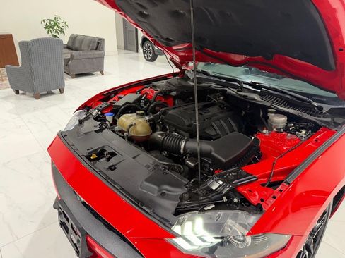 Used 2020 Ford Mustang Premium image 19