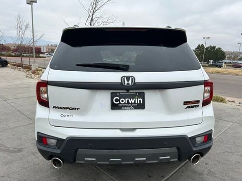 Used 2023 Honda Passport TrailSport image 7