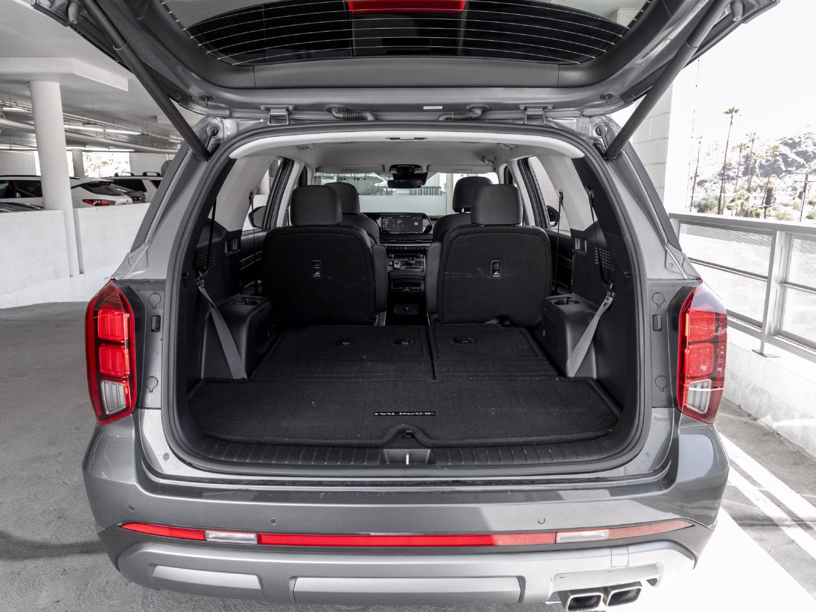 Used 2024 Hyundai Palisade SEL FWD image 21