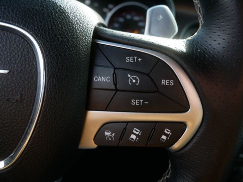 Used 2015 Dodge Charger SRT w/ Harman/Kardon Audio Group image 27