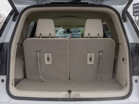 Certified 2023 GMC Acadia Denali w/ Denali Technology Package image 15