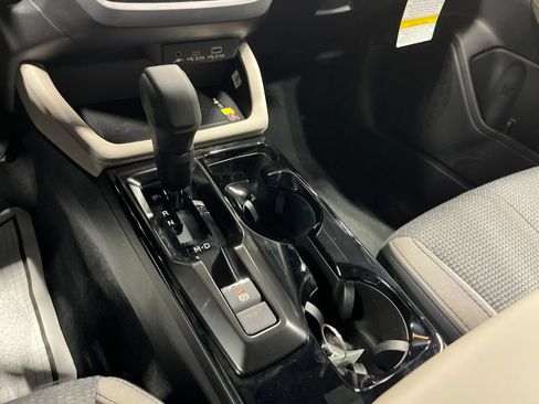 Used 2026 Subaru Forester Premium AWD/4WD image 27