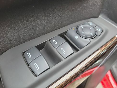 Used 2021 GMC Sierra 1500 SLE w/ Max Trailering Package AWD/4WD image 19