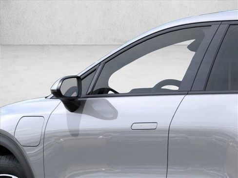 New 2026 Chevrolet Equinox EV LT image 12