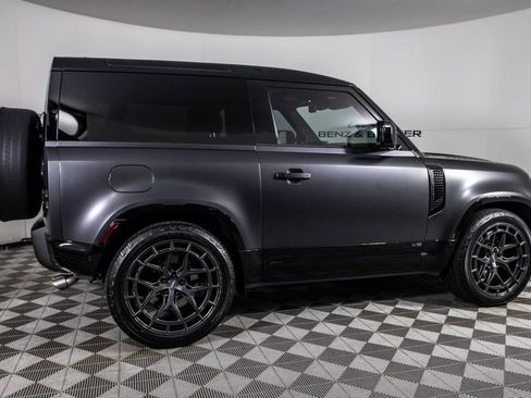 Used 2024 Land Rover Defender 90 Carpathian Edition image 5