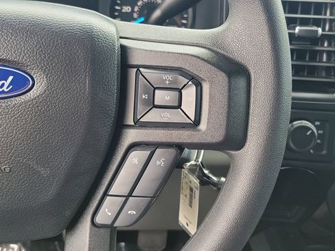 Used 2019 Ford F150 XL w/ Equipment Group 101A Mid AWD/4WD image 8
