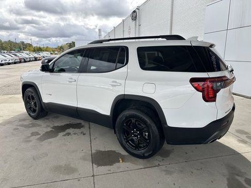 Certified 2023 GMC Acadia AT4 image 9