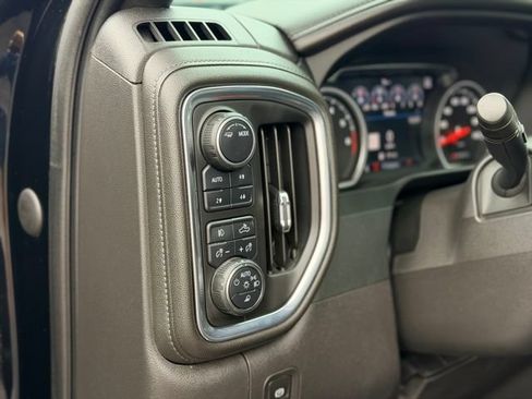 Used 2022 Chevrolet Silverado 1500 High Country w/ LPO, Dark Essentials Package AWD/4WD image 9