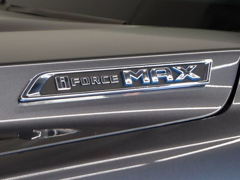 Used 2024 Toyota Sequoia Capstone AWD/4WD image 58