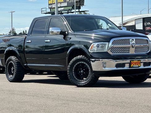 Used 2015 RAM 1500 Laramie w/ Convenience Group AWD/4WD image 2