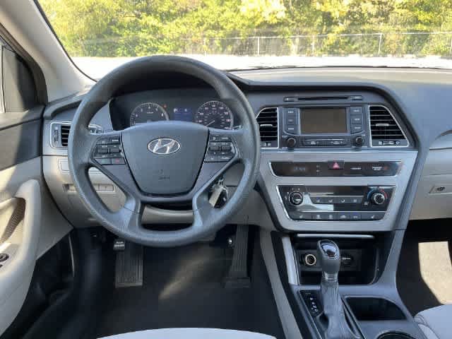 Used 2015 Hyundai Sonata Sport FWD image 13