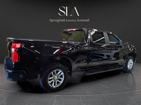 Used 2025 Chevrolet Silverado 1500 RST w/ Convenience Package II AWD/4WD image 2