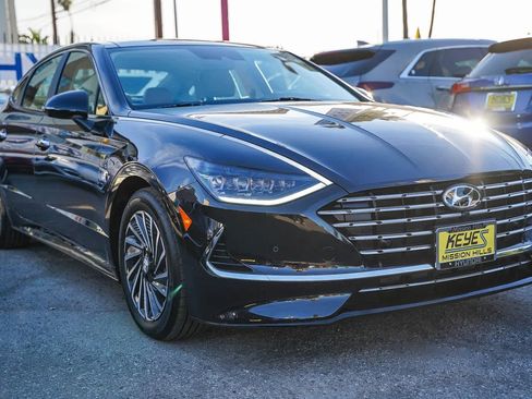 Certified 2023 Hyundai Sonata Limited image 3