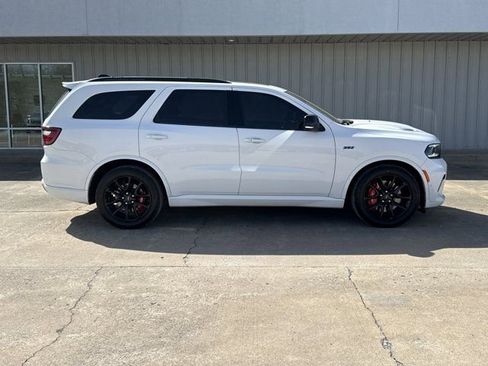 Used 2023 Dodge Durango SRT image 2