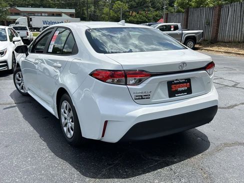 New 2026 Toyota Corolla LE FWD image 5
