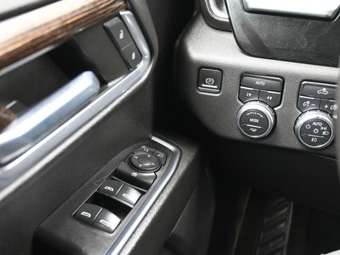 Used 2022 GMC Sierra 1500 Elevation image 31