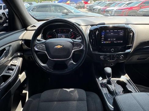 Used 2023 Chevrolet Traverse LT FWD image 14
