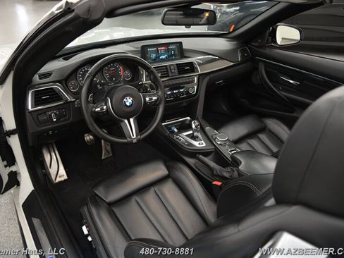 Used 2018 BMW M4 Convertible image 13