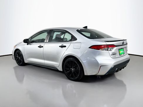 Used 2022 Toyota Corolla SE FWD image 7