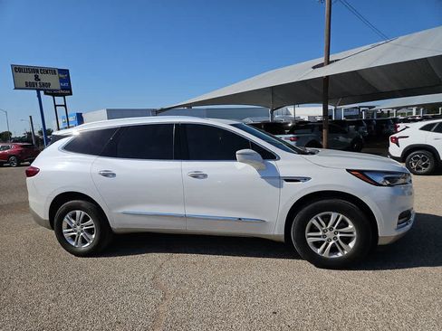 Used 2020 Buick Enclave Essence w/ Trailering Package, 5000 lbs. FWD image 9